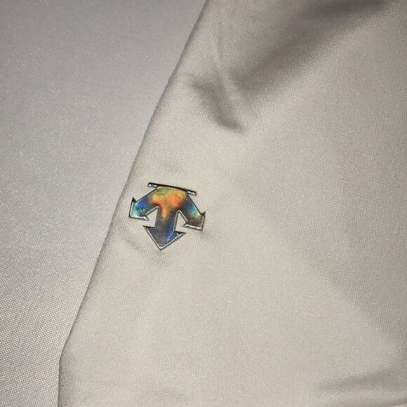 Descente Mid Layer 1/4 zip Long sleeve Activewear Pullover Jacket Sz. 8 - Picture 10 of 13